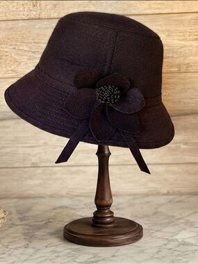 Claire France Black Retro Style Cloche Hat